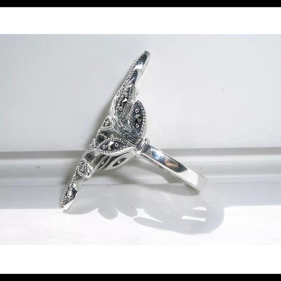 Sterling Silver Spiral Leaf Ring - Picture 3 of 6